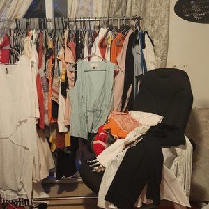 Fashion jewelry. Brand name hand bags. Shoes & MORE